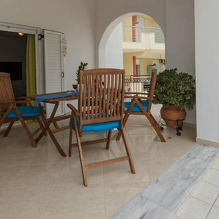 Thano'S Stylish Flat Just 150M To The Beach Faraí Buitenkant foto
