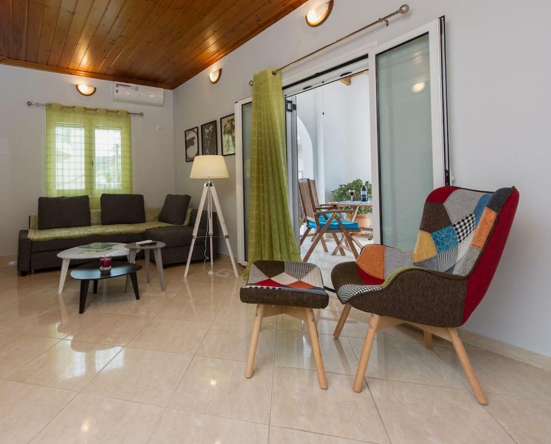 Thano'S Stylish Flat Just 150M To The Beach Faraí Buitenkant foto