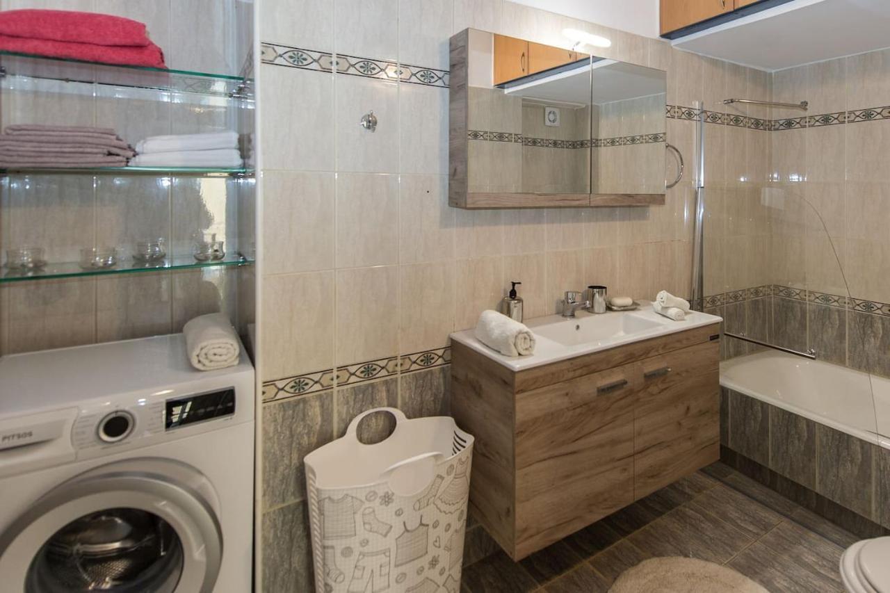 Thano'S Stylish Flat Just 150M To The Beach Faraí Buitenkant foto